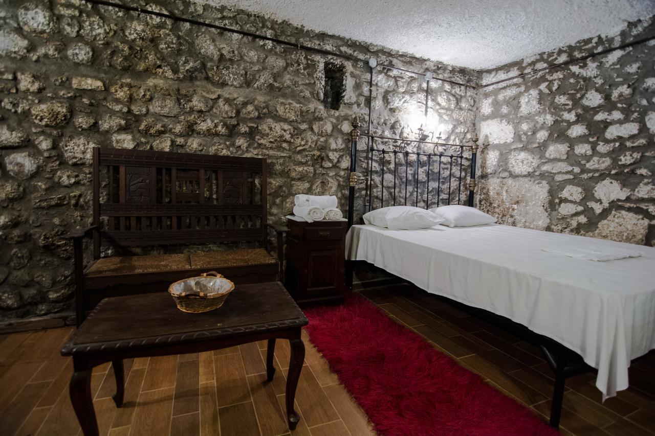 Tithoreans' Traditional Residences Zewnętrze zdjęcie